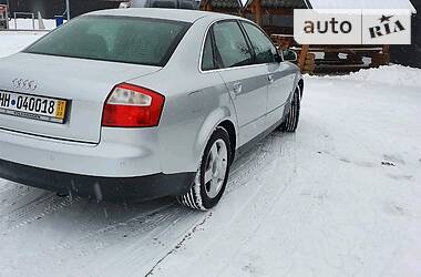 Седан Audi A4 2002 в Сарнах