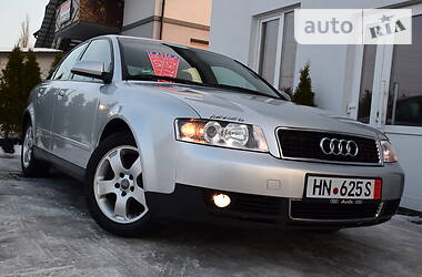 Седан Audi A4 2004 в Дрогобыче