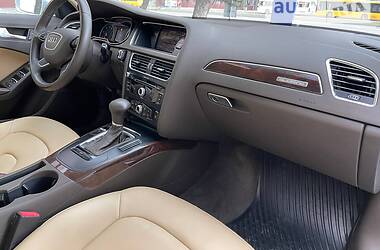 Седан Audi A4 2012 в Днепре