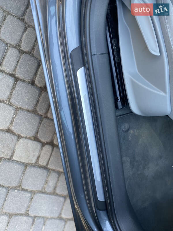 Универсал Audi A4 2015 в Львове