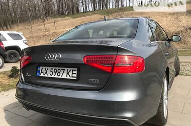 Седан Audi A4 2015 в Богодухове