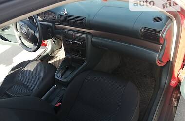 Седан Audi A4 1998 в 