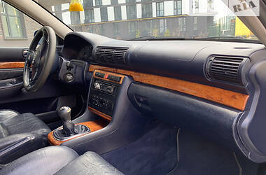 Универсал Audi A4 2000 в Львове
