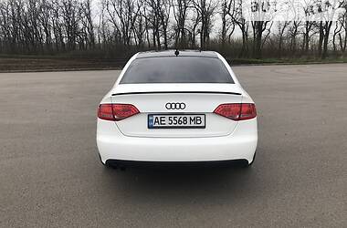 Седан Audi A4 2009 в Днепре