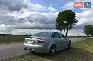 Седан Audi A4 2004 в Черкасах
