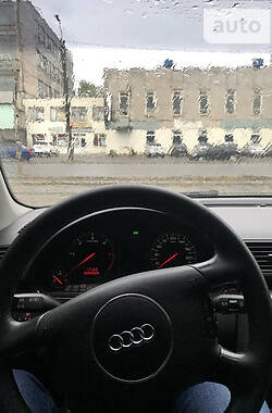 Седан Audi A4 2003 в Дніпрі