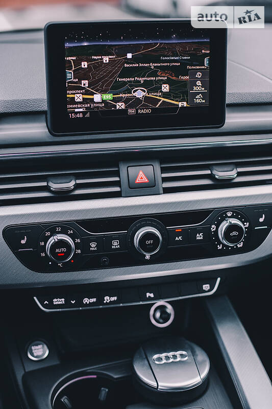 Універсал Audi A4 2016 в Києві