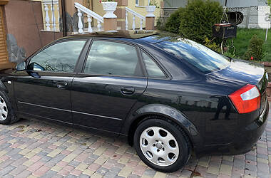 Седан Audi A4 2004 в Ровно