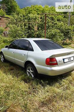 Седан Audi A4 1999 в Могилев-Подольске