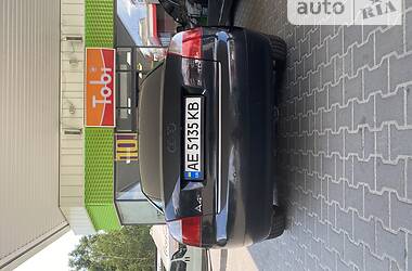 Седан Audi A4 2002 в Днепре