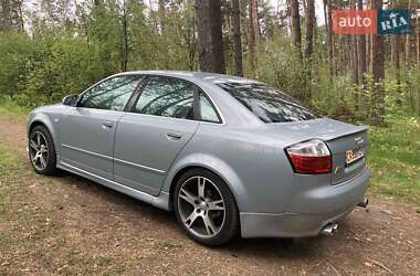 Седан Audi A4 2004 в Києві