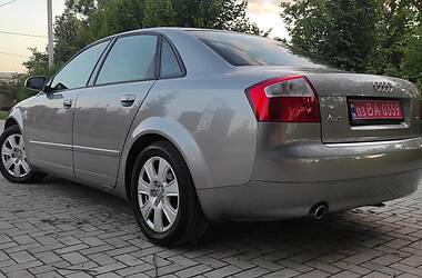 Седан Audi A4 2005 в Покровске