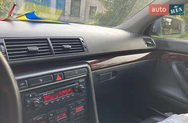 Седан Audi A4 2004 в Черкасах