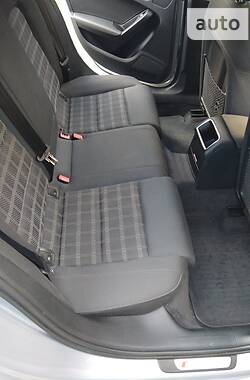 Универсал Audi A4 2015 в 