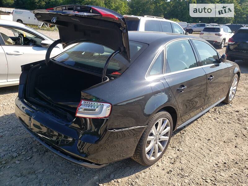 Седан Audi A4 2014 в Киеве