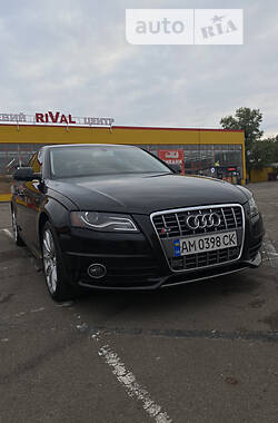 Седан Audi A4 2012 в Житомирі