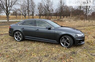 Седан Audi A4 2017 в 