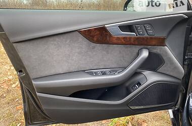 Седан Audi A4 2017 в 