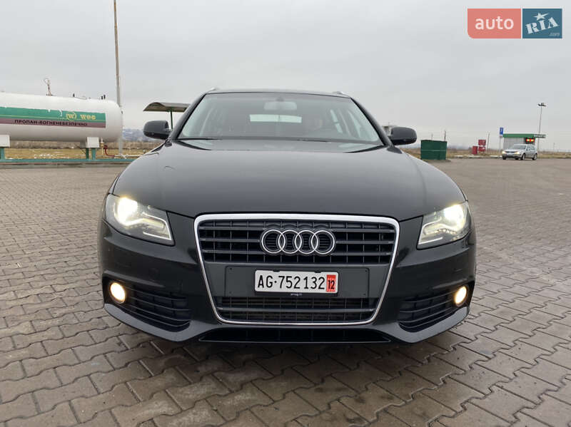 Универсал Audi A4 2011 в Черновцах