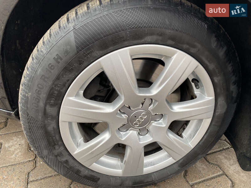 Универсал Audi A4 2011 в Черновцах