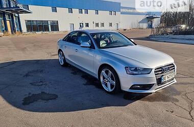 Седан Audi A4 2013 в Миколаєві