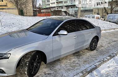 Седан Audi A4 2011 в Киеве