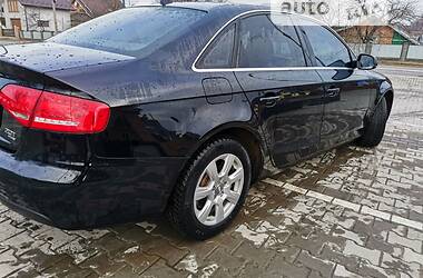 Седан Audi A4 2012 в Снятине