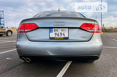 Седан Audi A4 2010 в Киеве