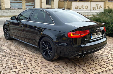Седан Audi A4 2015 в 