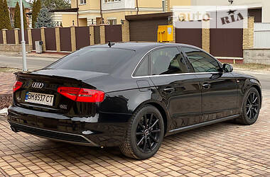Седан Audi A4 2015 в 