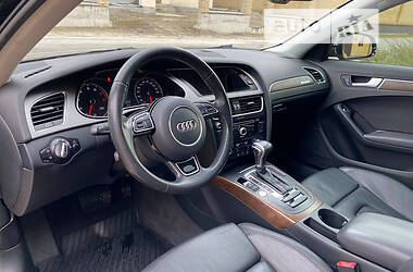 Седан Audi A4 2015 в 