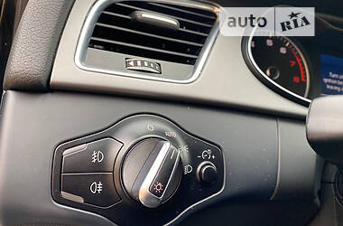 Седан Audi A4 2015 в 