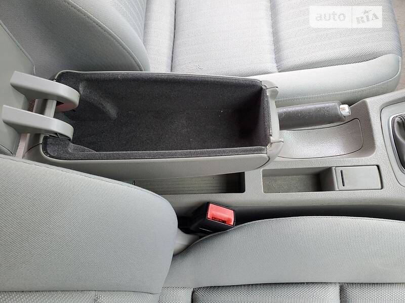 Седан Audi A4 2003 в Сарнах