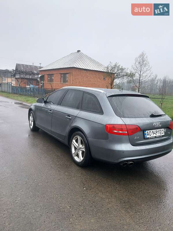 Универсал Audi A4 2014 в Хусте