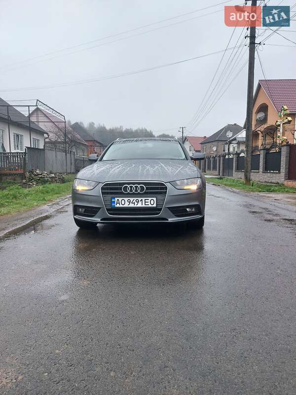 Универсал Audi A4 2014 в Хусте