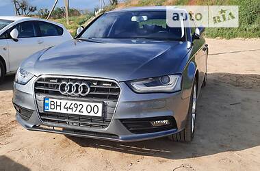 Седан Audi A4 2013 в Одесі