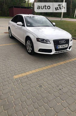 Седан Audi A4 2010 в Львове