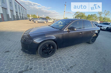 Седан Audi A4 2013 в Львове