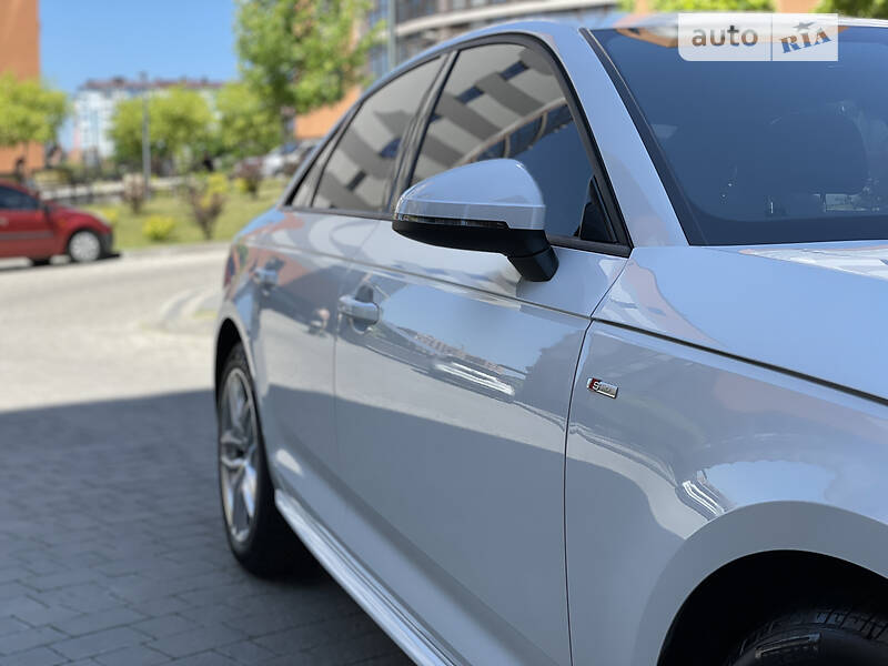 Седан Audi A4 2016 в Івано-Франківську
