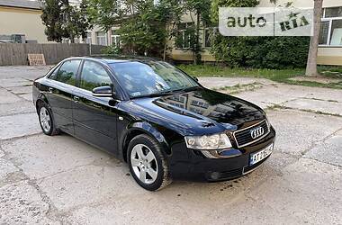 Седан Audi A4 2004 в 