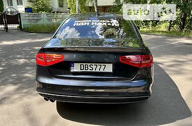 Седан Audi A4 2015 в Житомирі