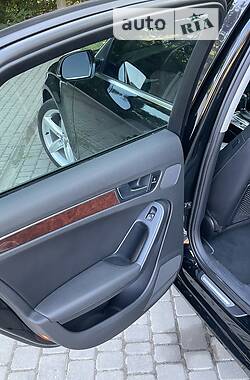 Седан Audi A4 2011 в 