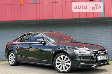 Седан Audi A4 2014 в 