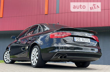Седан Audi A4 2014 в 