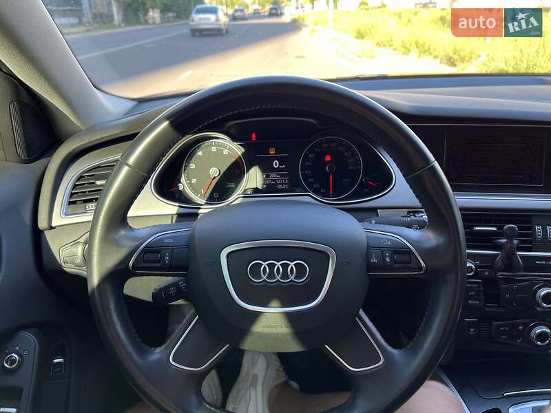 Седан Audi A4 2014 в Одессе