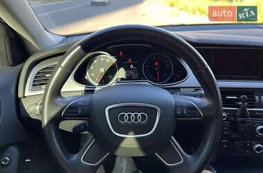 Седан Audi A4 2014 в 