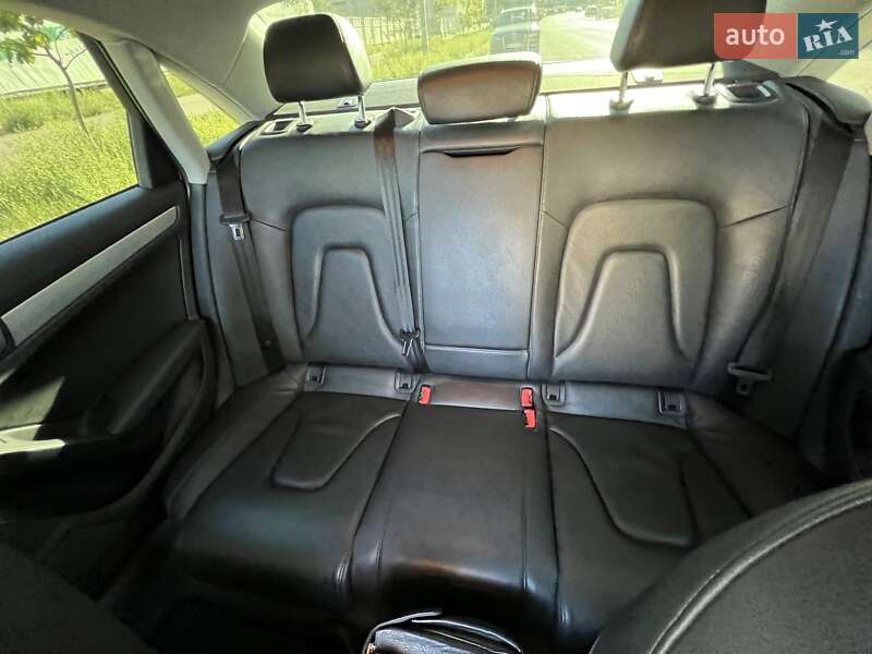 Седан Audi A4 2014 в Одессе