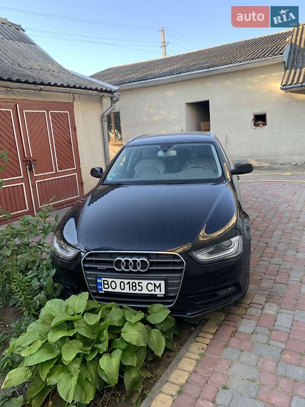 Универсал Audi A4 2014 в 