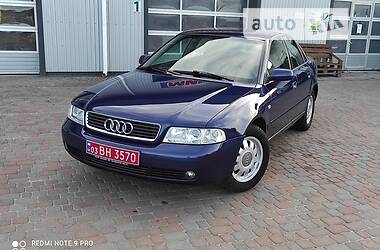 Седан Audi A4 2000 в Сарнах