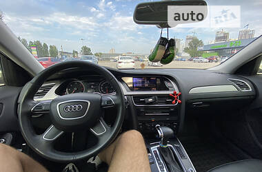 Седан Audi A4 2014 в Киеве